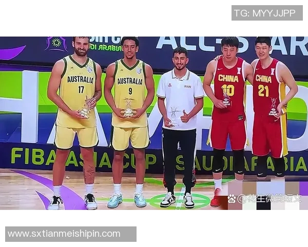 印度尼西亚男篮挑战中国队展现亚洲篮球实力的巅峰对决