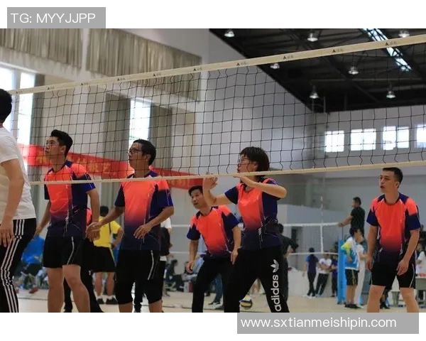 刘军的排球之路:从赛场到人生的精彩对话与反思 刘军的排球之路:从赛场到人生的精彩对话与反思